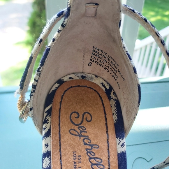 Seychelles Wedges - Picture 4 of 4